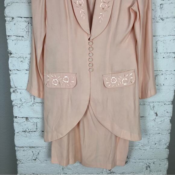 Vintage Scarlett Floral Embroidered Dress & Jacket Set - Picture 3 of 9